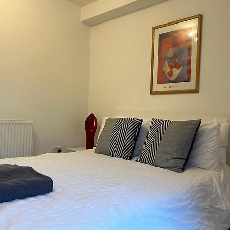 Lovely Serviced Apartment, Free Parking, Oxford Exteriér fotografie