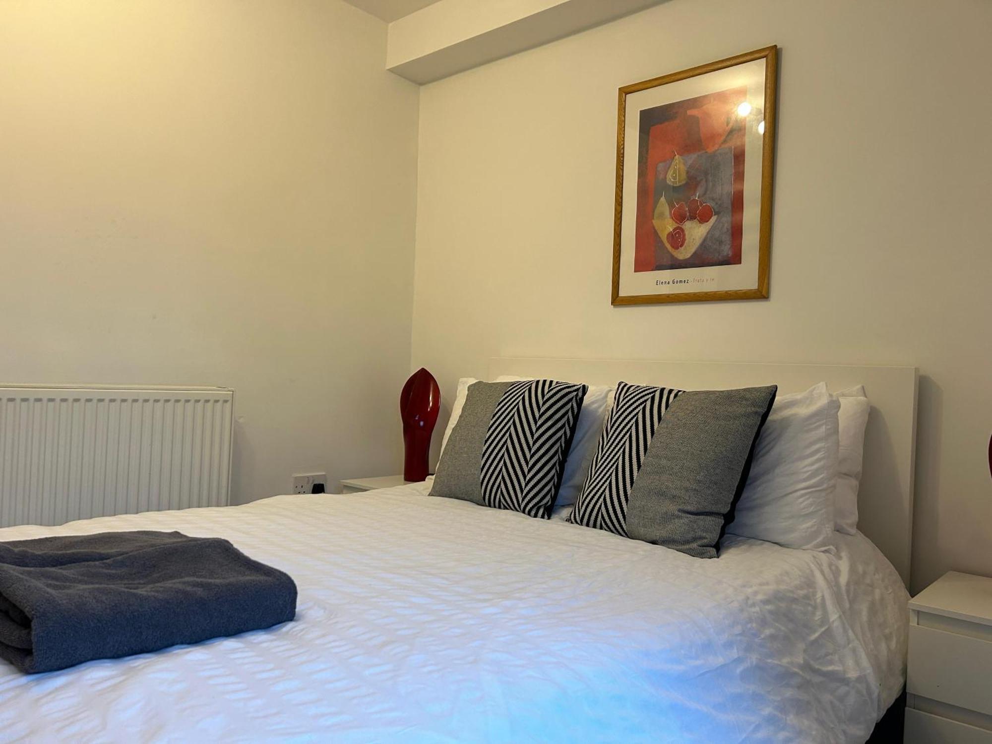 Lovely Serviced Apartment, Free Parking, Oxford Exteriér fotografie